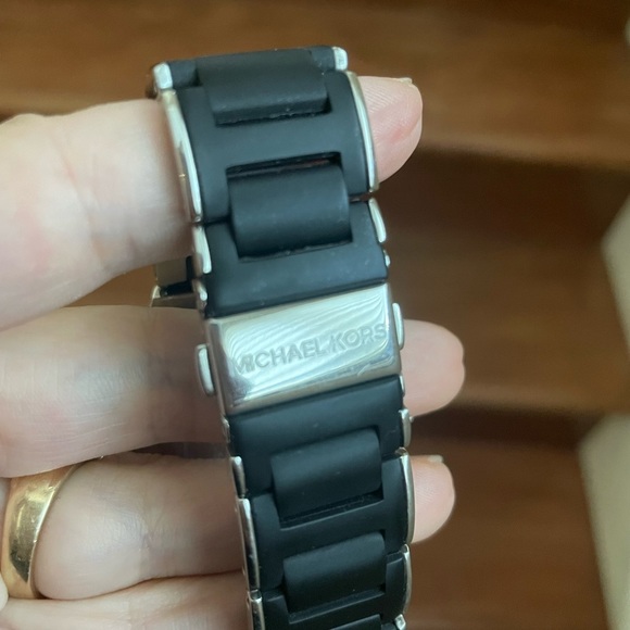 Ladies Michael Kors Watch Black Crystals Bronze Copper Silver Authentic - Picture 5 of 7